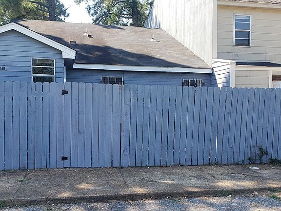 4th image of 4454 Chuck Ave