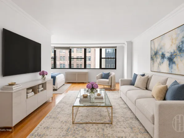 225 East 36th Street image 1 of 7