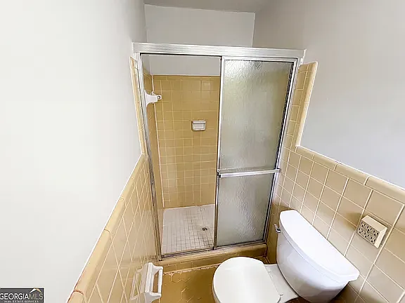 1277 Seven Springs Cir — Photo 5