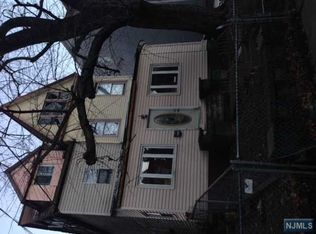 203 N 6th St, Newark, NJ 07107
