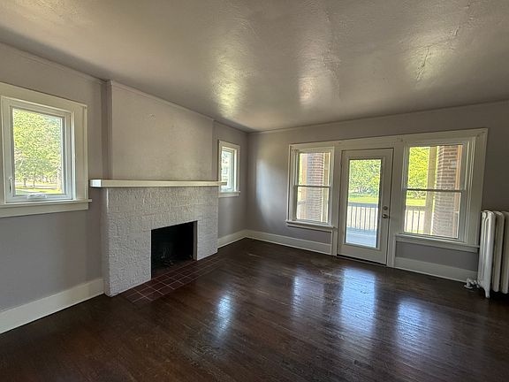 5th image of 802 S Cedar St APT 3