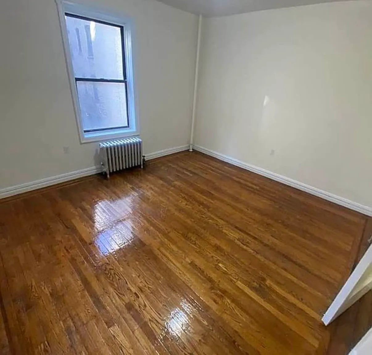 2157 Wallace Avenue — Photo 4