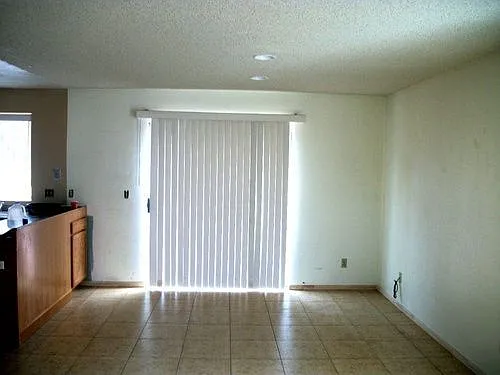 2188 Bluehaven Ct — Photo 2