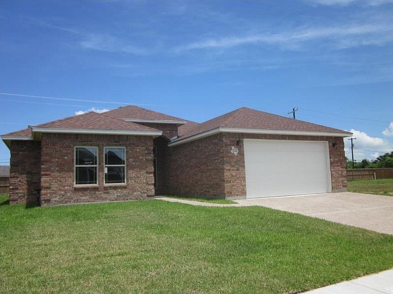 1st image of 2722 Yeager Dr