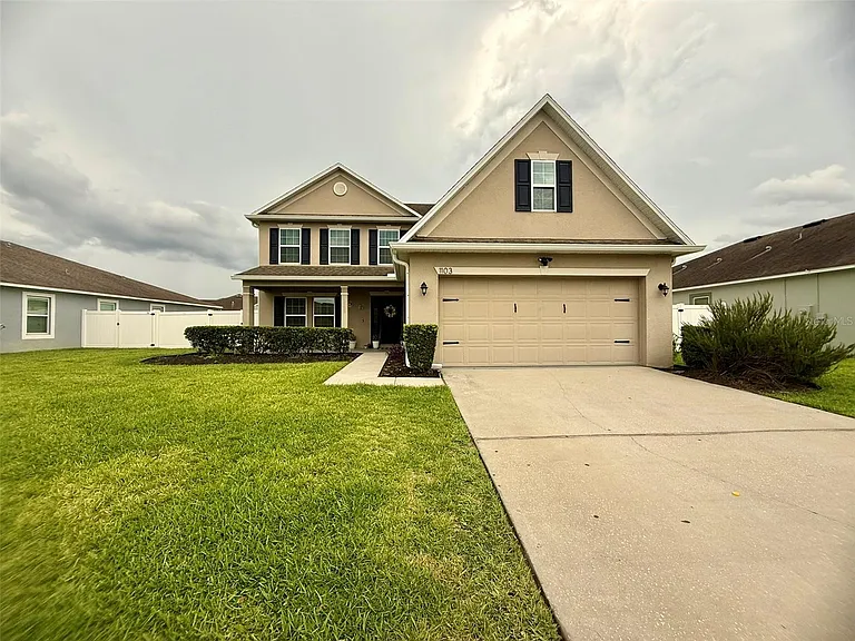 1103 Alta Vista Dr — Photo 3