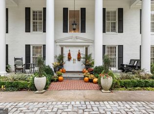 1700 Chartwell Trce, Stone Mountain, GA 30087