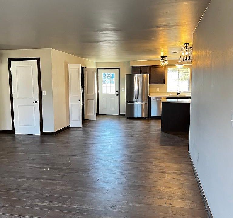 1st image of 7625 47th Ave NE APT 1