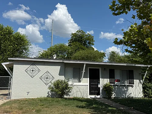 126 Saint Louis Ave Photo 1