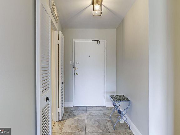 3rd image of 9039 Sligo Creek Pkwy APT 314