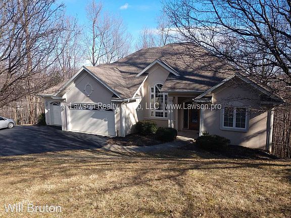 4th image of 6744 Christopher Dr