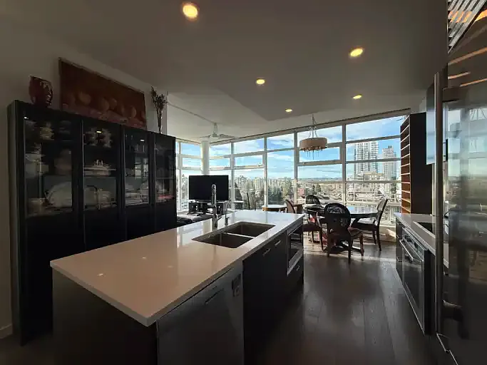 2550 Spruce St #1102 — Photo 10