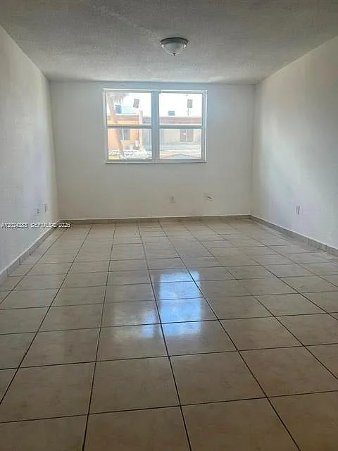 Las Estrellas Condo — Photo 3