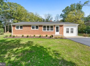 6720 Boots Ln, La Plata, MD 20646