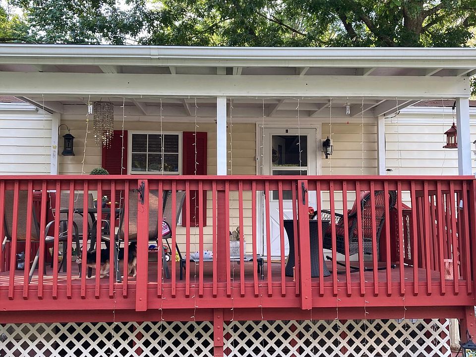 A private mobile home in nice private neighborhood