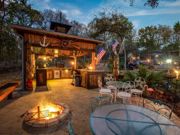 4939 Rose Hill Rd, Whitewright, TX 75491