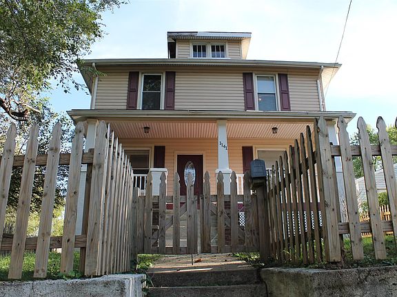 3rd image of 1141 Morton Ave SE
