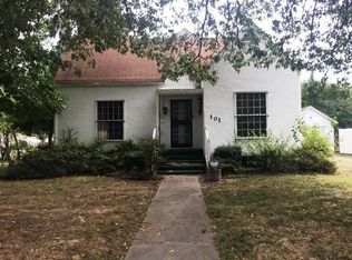 101 Maplewood Dr, Sikeston, MO 63801