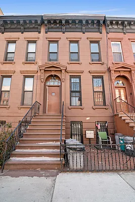 Rented by Ivey North LLC | media 14