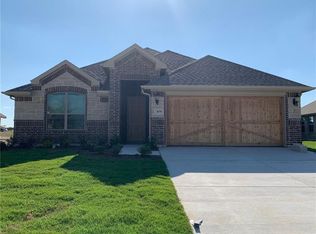 409 Tucker Trl, Midlothian, TX 76065