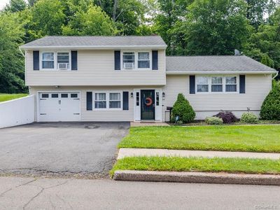 64 Bayberry Dr, Wallingford, CT, 06492