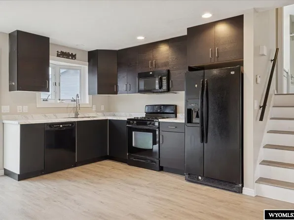 193 Southridge Rd, Evanston, WY 82930