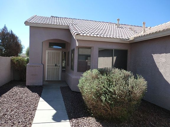 3rd image of 30328 N Royal Oak Way