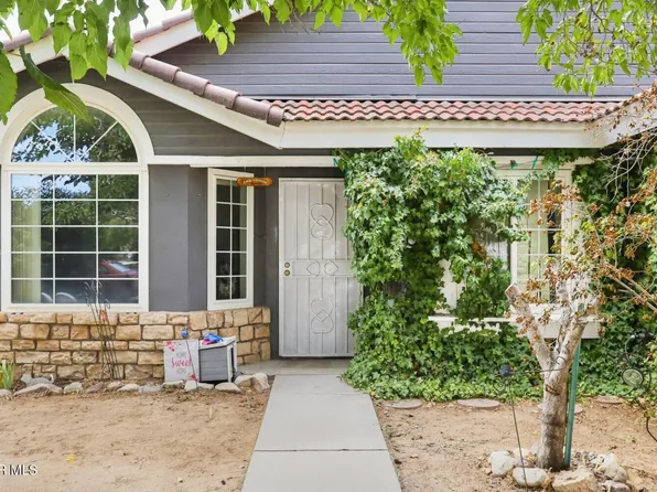 1048 Holloway Ave, Rosamond, CA 93560