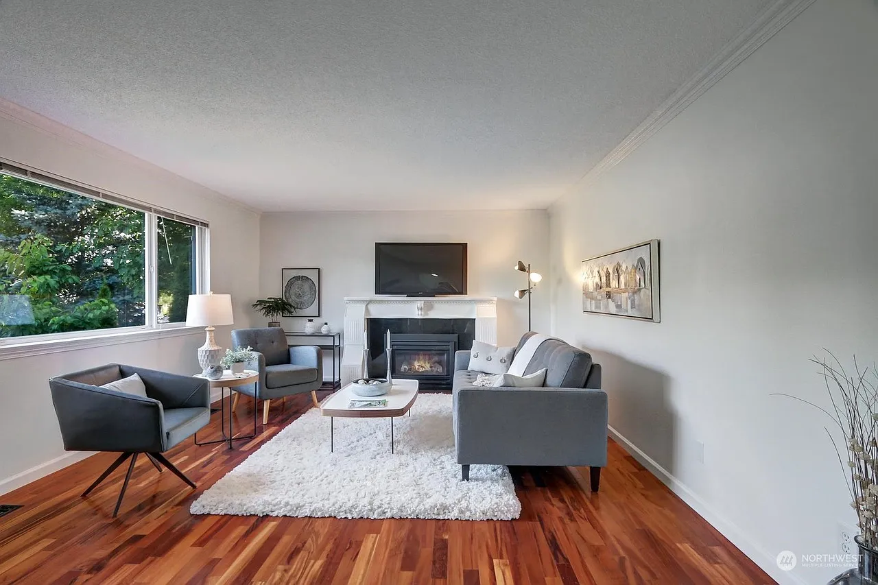 3 bed, 1570 sqft, $3,700 — Photo 3