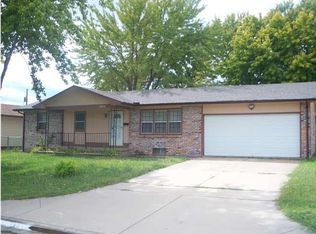 2849 S Saint Paul St, Wichita, KS 67217