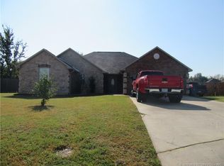 1414 Aspen Rd, McAlester, OK 74501