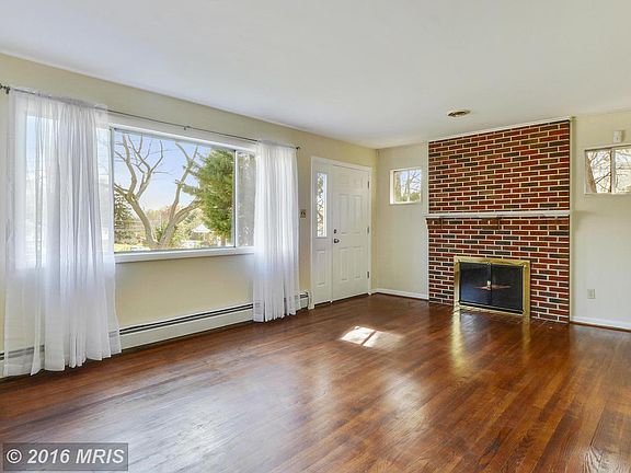 5th image of 118 Great Lake Dr