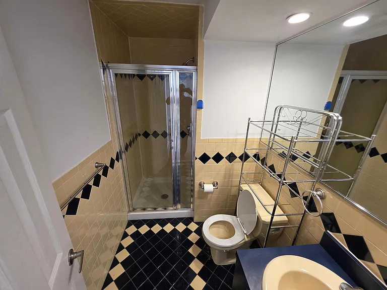 33 Joseph Ln #A — Photo 9