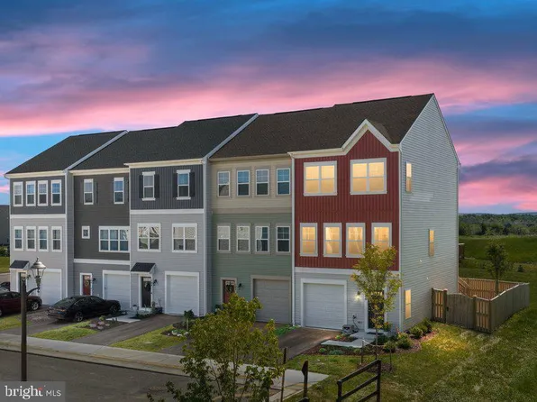 100 Bamboo Shoot Ln, Stephenson, VA 22656