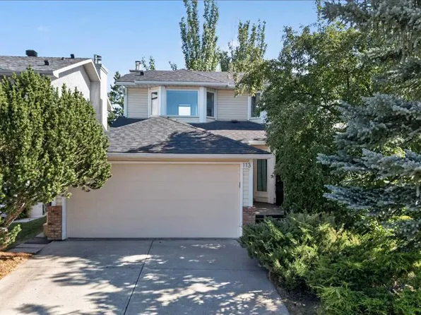 113 W Riverview Ct SE, Calgary, AB T2C 3V7