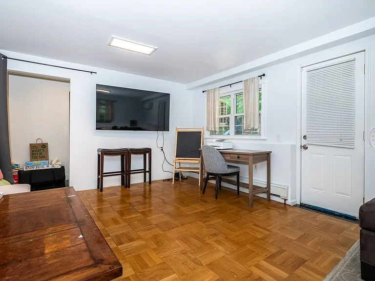 18 Carlyle Pl — Photo 27