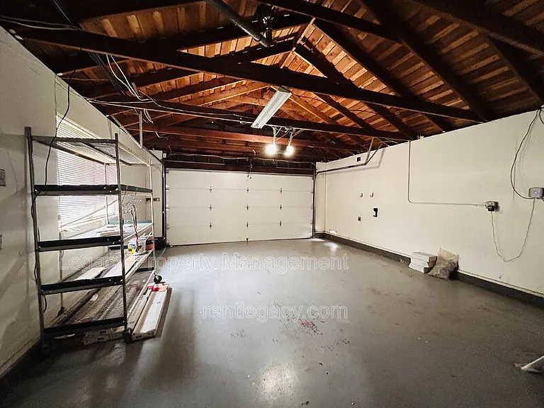 493 Dahlia St — Photo 49