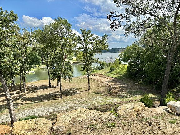 4th image of N Harrell Rd