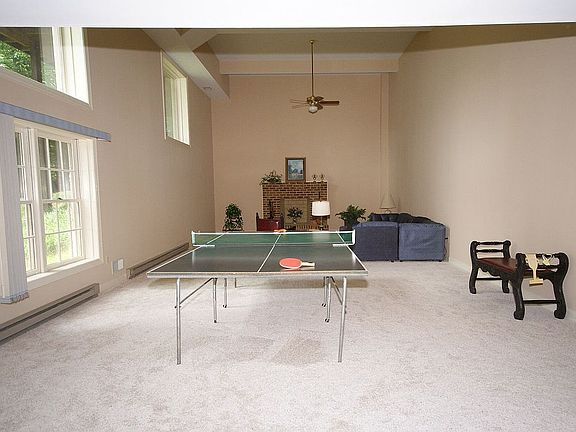 Lower Level Rec/Entertainment Rm