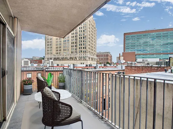 556 State Street image 1 of 4