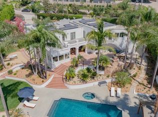 1702 La Loma Dr, Santa Ana, CA 92705