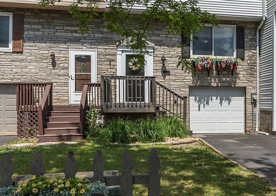 1st image of 8414 Bramblebush Cir