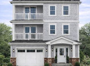 65 W 16th St, Ocean City, NJ 08226