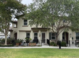 426 Avenida De La Luna, Vista, CA 92083