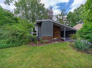 2370 Zollinger Rd, Columbus, OH 43221