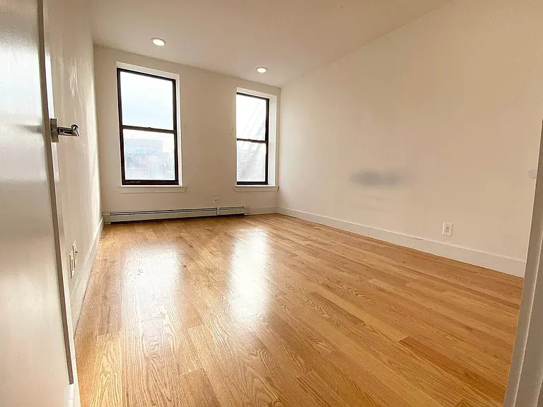 539 Lenox Ave #4C — Photo 8