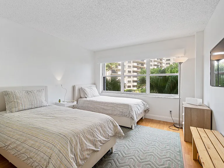 5000 N Ocean Blvd #208 — Photo 15