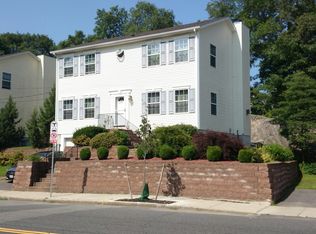 2521 Centre St, West Roxbury, MA 02132