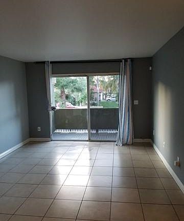 4th image of 16377 Lakeshore Dr Unit 4B