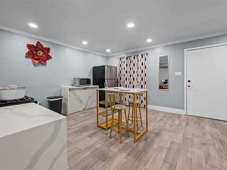 3611 Graustark St #17 — Photo 6
