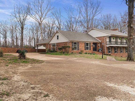 2nd image of 1930 Airpark Rd